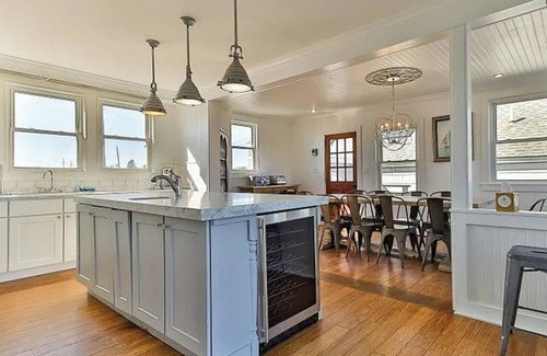 West Yarmouth Casa | Waterfront Cape Cod Escape - 9 Bedrooms + Guest House