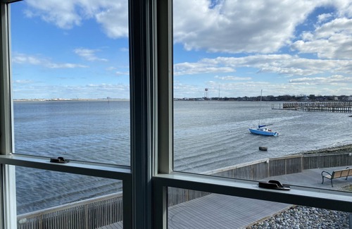 Cape May Condominio | WATERFRONT CAPE MAY CONDO WITH BEAUTIFUL HARBOR VIEW