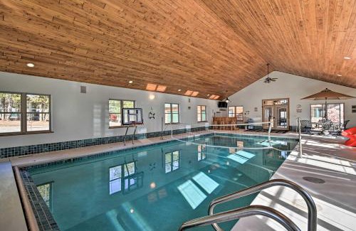 Day Casa | Waterfront Central Wisconsin Cabin with Indoor Pool!