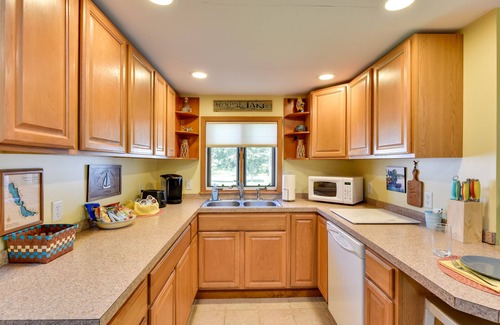 Mayville Cabaña | Waterfront Chautauqua Lake Retreat: Dock, Kayaks!