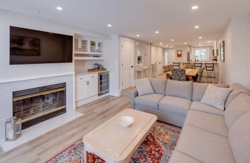 Lincoln Casa | Waterfront Condo @ Base of Loon!