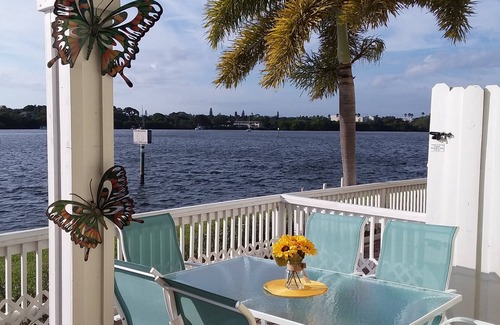 Coquina Key Condominio | Condominio frente al mar, disfrute de su café matutino mientras observa a los delfines.