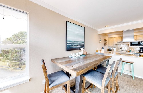 Lincoln City Condominio | Condominio en la esquina frente al mar con vista al mar - cerca de la playa, la bahía y las atracciones