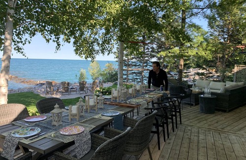 The Blue Mountains Cabaña | Waterfront cottage on Georgian Bay in the Blue Mountains on Lora Bay Golf Course