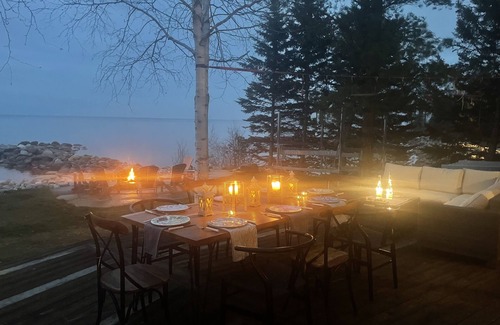 The Blue Mountains Cabaña | Waterfront cottage on Georgian Bay in the Blue Mountains on Lora Bay Golf Course