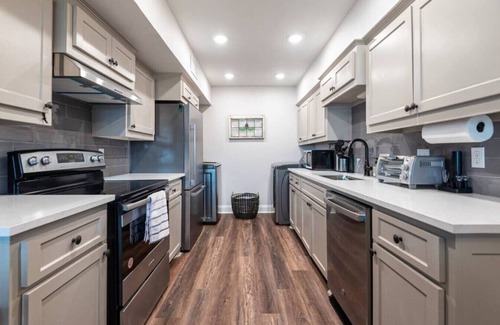 New Roads Casa | Waterfront Cozy Condo w/ Patio and Pier