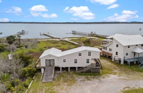 Sealevel Casa | Waterfront+Dock+Kayaks+PingPong