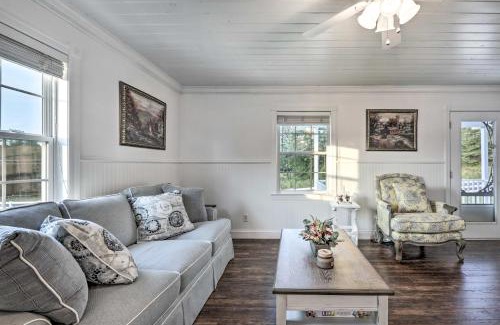 Dunlap Casa | Waterfront Dunlap Cottage Large Yard and Views