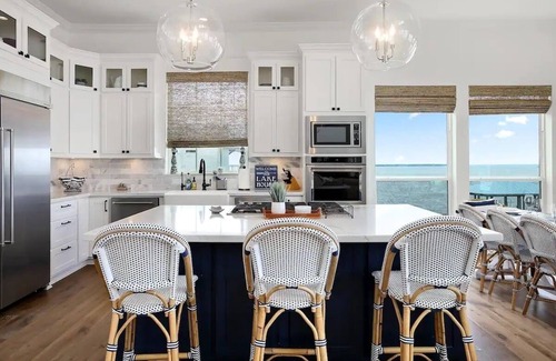 Livingston Casa | Waterfront Estate with fenced yard! 5BR/5Full, 2 half baths