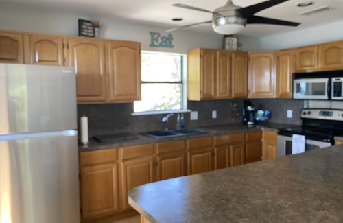 Burnet Cabina | Waterfront, fishing primer, sunning decks, swimming area, kayaks