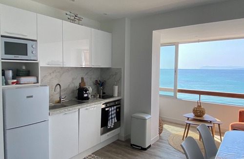 Six-Fours-les-Plages Apartamento | Waterfront studio with enchanting views