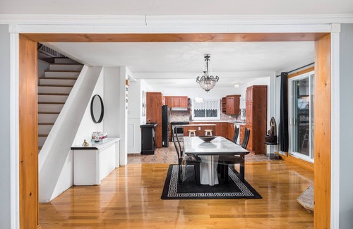 Sainte-Martine Casa | Waterfront Fully Furnished Pet-Friendly All-Inclusive