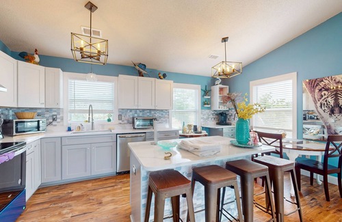 Point Harbor Casa | Waterfront getaway with sound views, washer/dryer, furnished deck, & AC