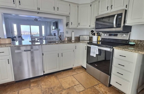 Caine Woods Casa | Waterfront Getaway-walk to beach and local favorites!