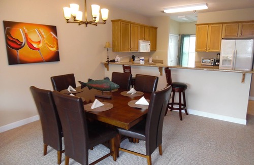 Foley Condominio | Waterfront Condo, Peaceful & Quiet, Snowbirds ¡Bienvenidos a marzo y abril!