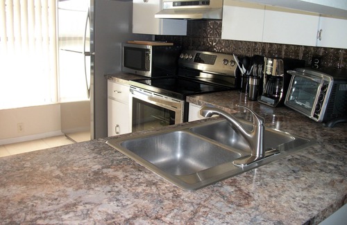 Casa del Mar Condominio | Planta baja frente al agua cerca de la piscina / spa. Descuentos de varias semanas de mayo a octubre.