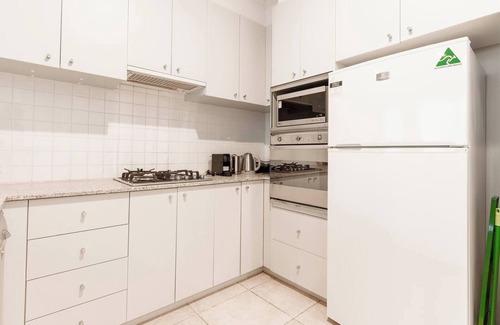 Patterson Lakes Apartamento | Waterfront Haven with Deck, Marina Views & Parking