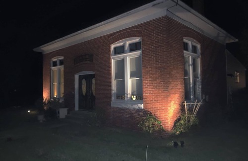 Fishing Creek Casa | Waterfront Historic "Old Bank" on Hoopers Island