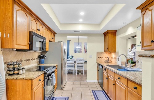 Palmetto Casa | Waterfront home, boat dock, ocean access, HOT TUB