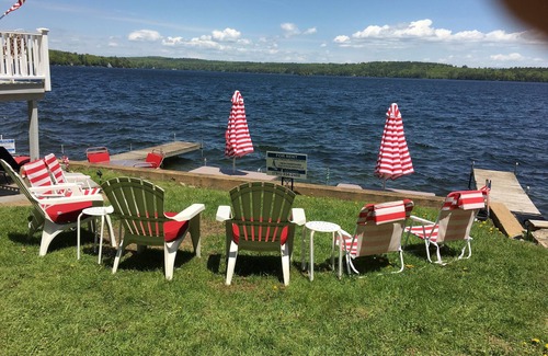 Laconia Casa | WATERFRONT HOME BOAT HOUSE BOAT SLIPS PANORAMIC LAKE AND GUNSTOCK MOUNTAIN VIEW