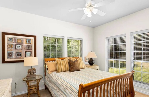 Huntington Casa | Waterfront home In Sam Rayburn. Sleeps 10.