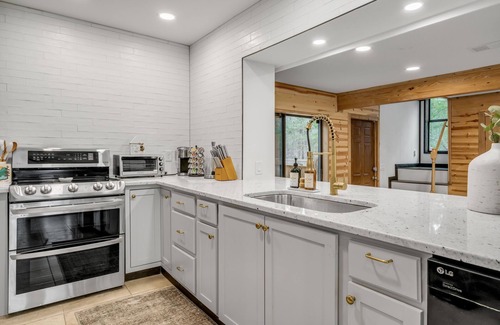 Wills Point Casa | WATERFRONT home in Lake Tawakoni