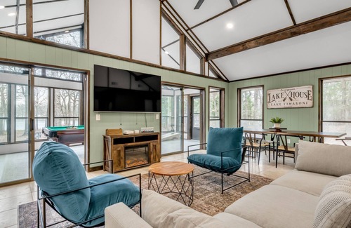 Wills Point Casa | WATERFRONT home in Lake Tawakoni