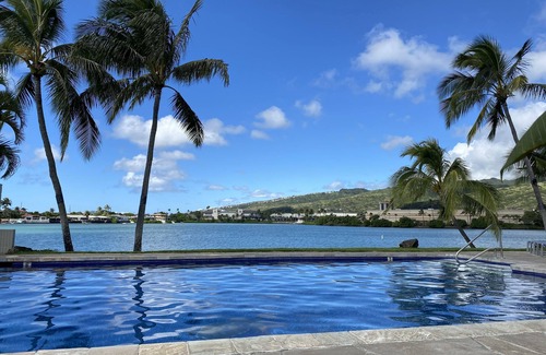 Portlock Casa | Waterfront Home near Beach. Peaceful Community w/ Swimming Pool and Boat Dock