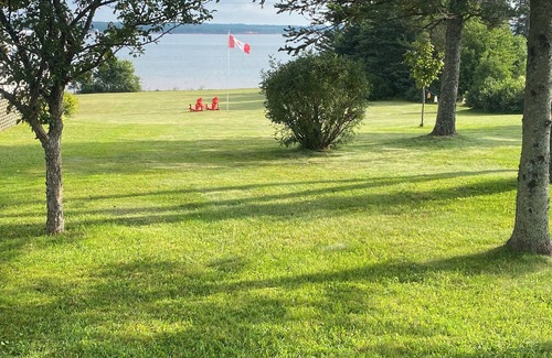 Georgetown Casa | Waterfront Home of over 2 acres!