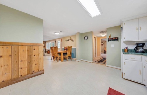 Buchanan Casa | Waterfront Home en James River- Springwood Va
