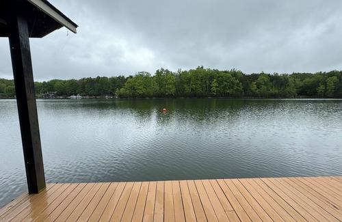 Moneta Casa | Waterfront home. Private dock, pool table, kayaks, family friendly boat parking