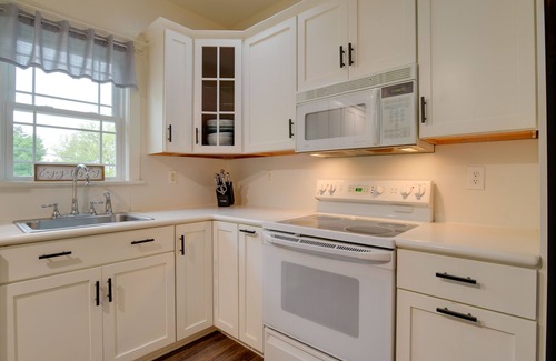 Wrightsville Casa | Waterfront Home w/ Hot Tub in Wrightsville!