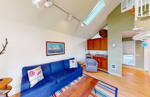 Lincoln City Casa | Waterfront home with hot tub, balconies, grill, & woodstove - dog-friendly