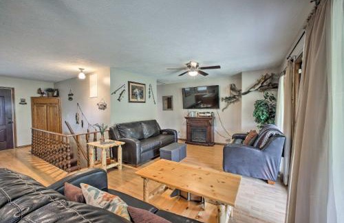 Golden Casa | Waterfront Home with Fire Pit on Table Rock Lake