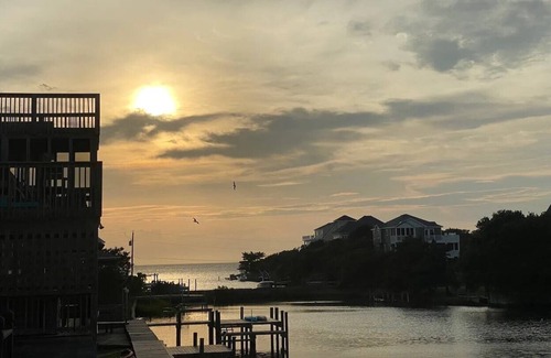 Brigands' Bay Casa | Waterfront Home w/ Great View! Spacious and Cozy!