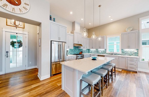 Rockport Casa | Waterfront home with private pool, community kayaks, grill, open layout, & AC