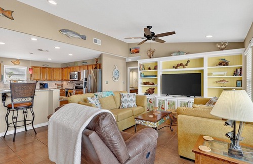 Rockport Casa | Waterfront Home with Pool, Cabana & Boat Slip