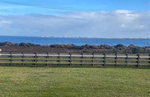 Robertsons Beach Casa | Waterfront Home with stunning views