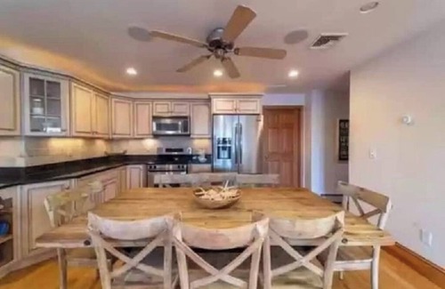 Buzzards Bay Casa | Waterfront Home with Spacious Deck and 4 Bedrooms