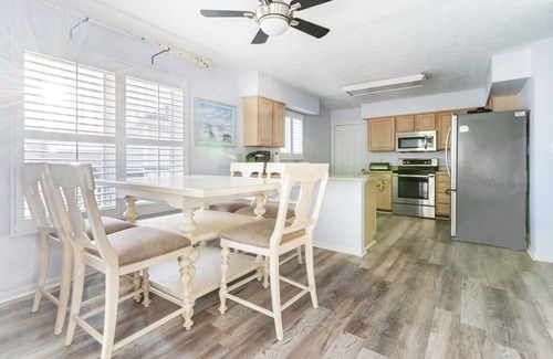 West Ocean City Casa | Waterfront Home with OC Skyline Views