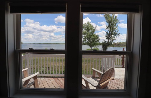 Pomquet Cabaña | Waterfront House near Pomquet Beach- 2 bedrooms, Pet-Friendly