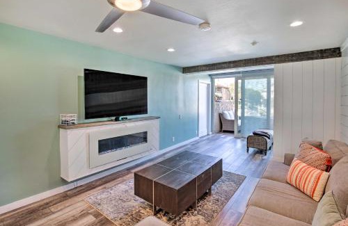 Huntington Beach Apartamento | Waterfront Huntington Beach Condo with Fire Pit