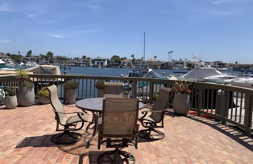 Huntington Harbour Casa | Waterfront in Huntington Harbor!! Water enthusiasts dream vacation home.