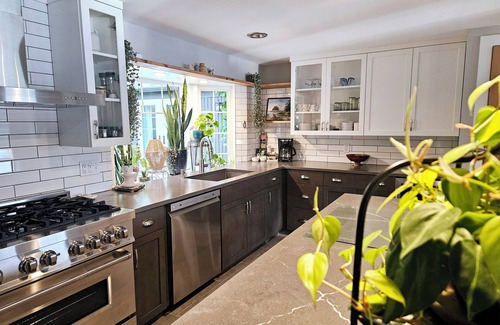 Coventry Lake Casa | Waterfront Lake House Retreat