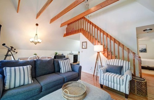 Southmont Cabaña | Waterfront! Lake it Easy on High Rock Lake, Kayaks