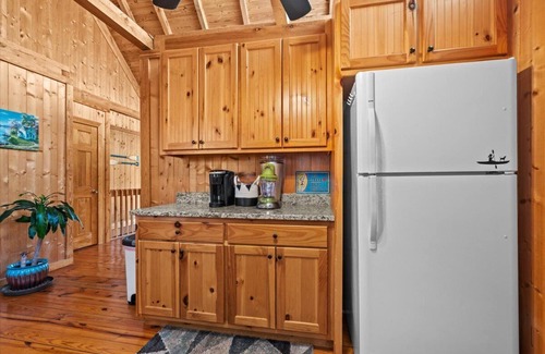 Six Mile Chalet De Esquí | Waterfront LAKE KEOWEE Chalet near Clemson University