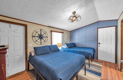 Kingston Cabina | Waterfront Lodge by The Lodges at Fossil Creek