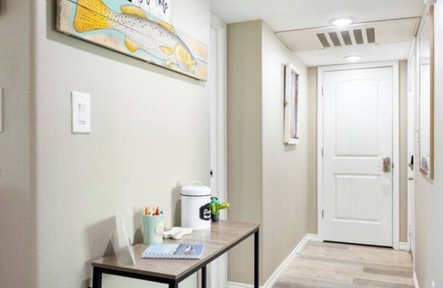Key Allegro Condominio | Waterfront Luxury Condo