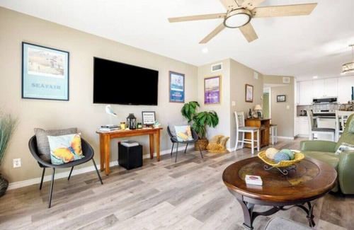 Key Allegro Condominio | Waterfront Luxury Condo