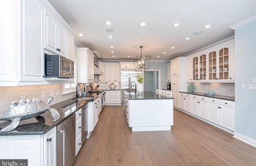 Ocean City Casa | Waterfront Luxury House-North Ocean City- Spacious 6-BR access to pool & fitness